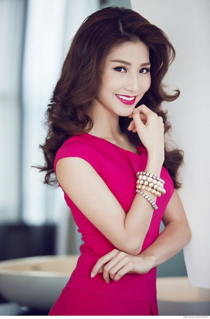 大乳巨大吃奶乳水